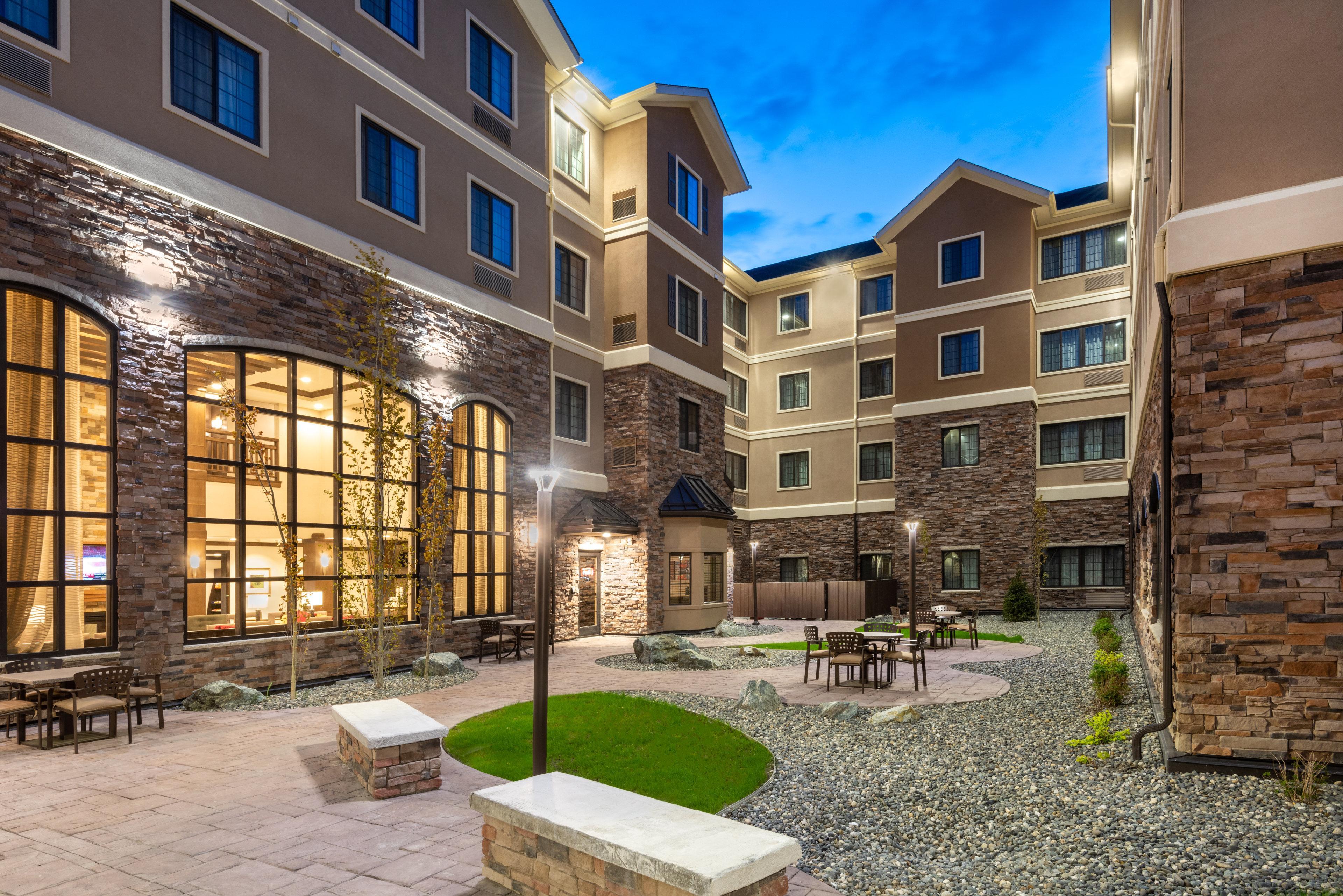 Staybridge Suites Anchorage By Ihg Bagian luar foto