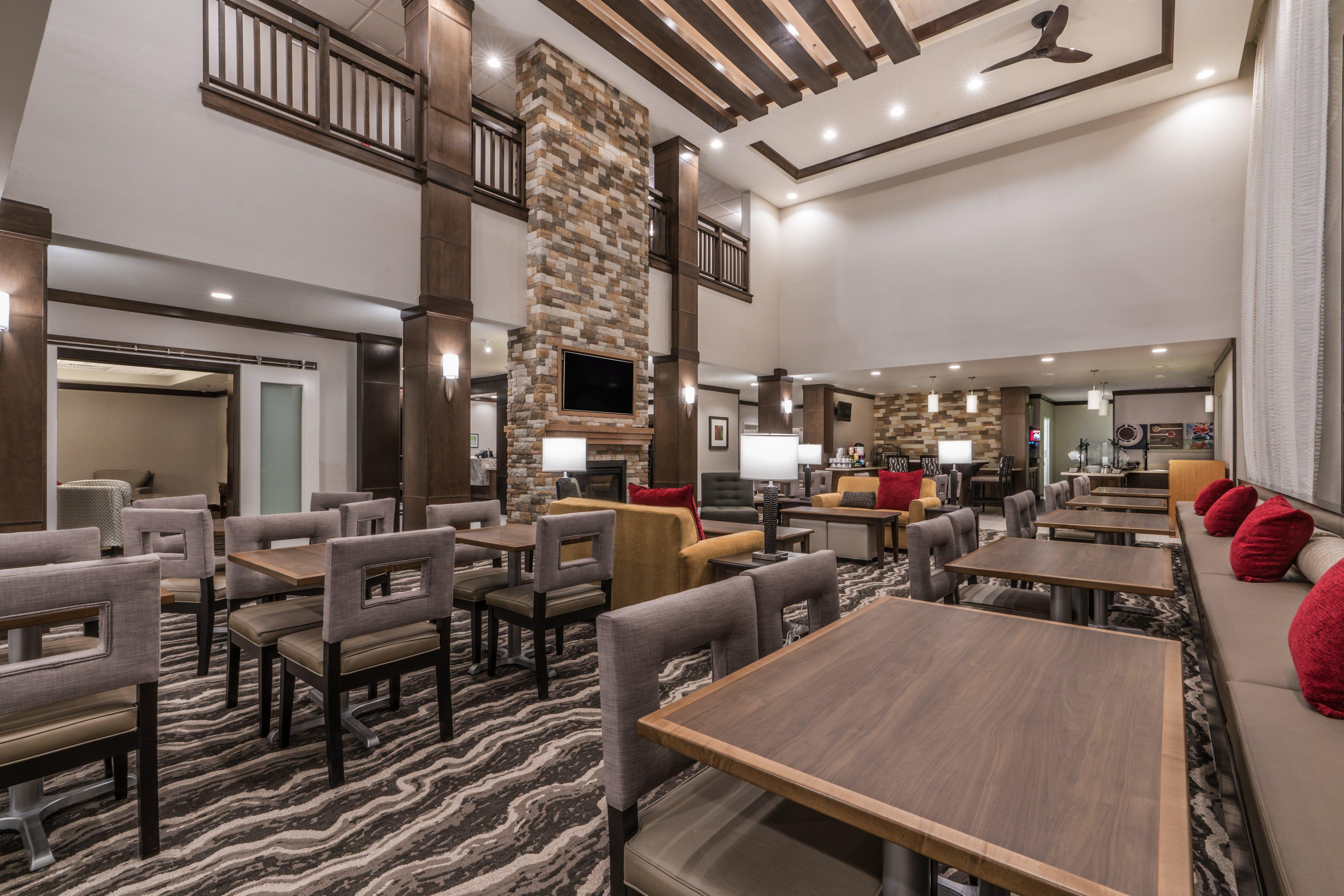 Staybridge Suites Anchorage By Ihg Bagian luar foto