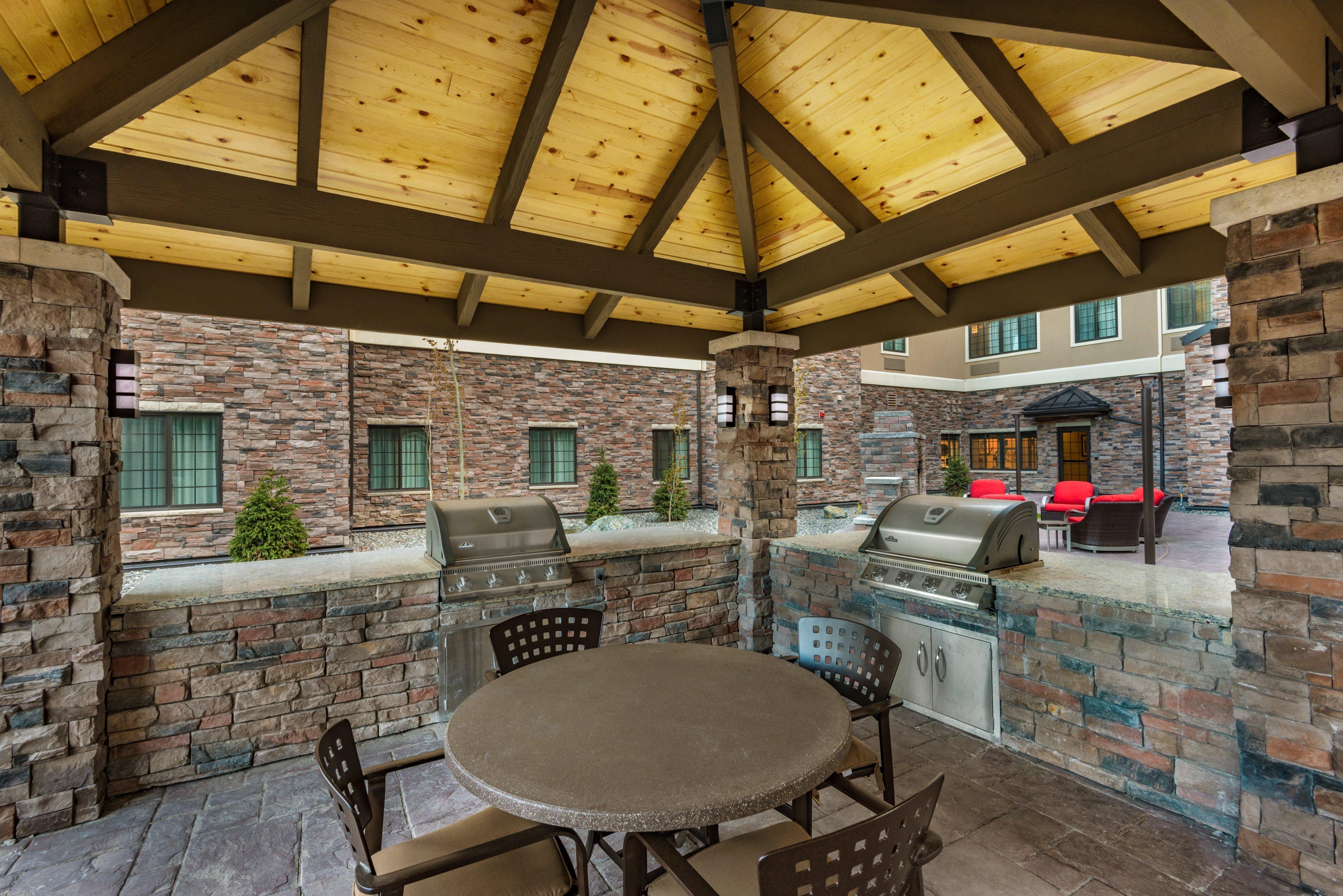 Staybridge Suites Anchorage By Ihg Bagian luar foto